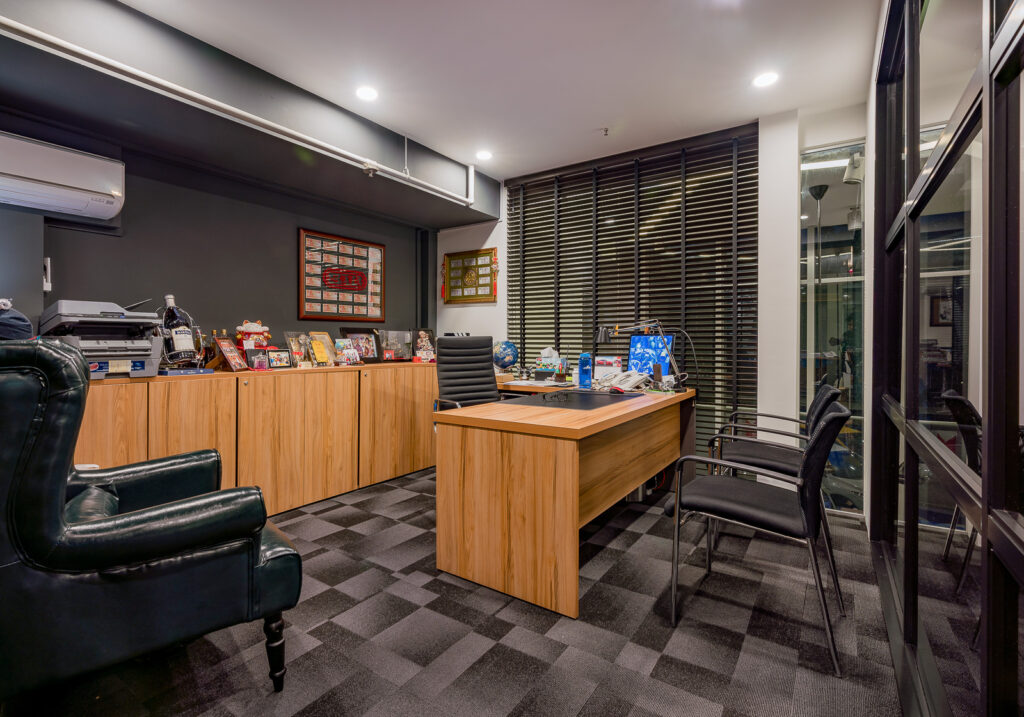halloween office decoration ideas